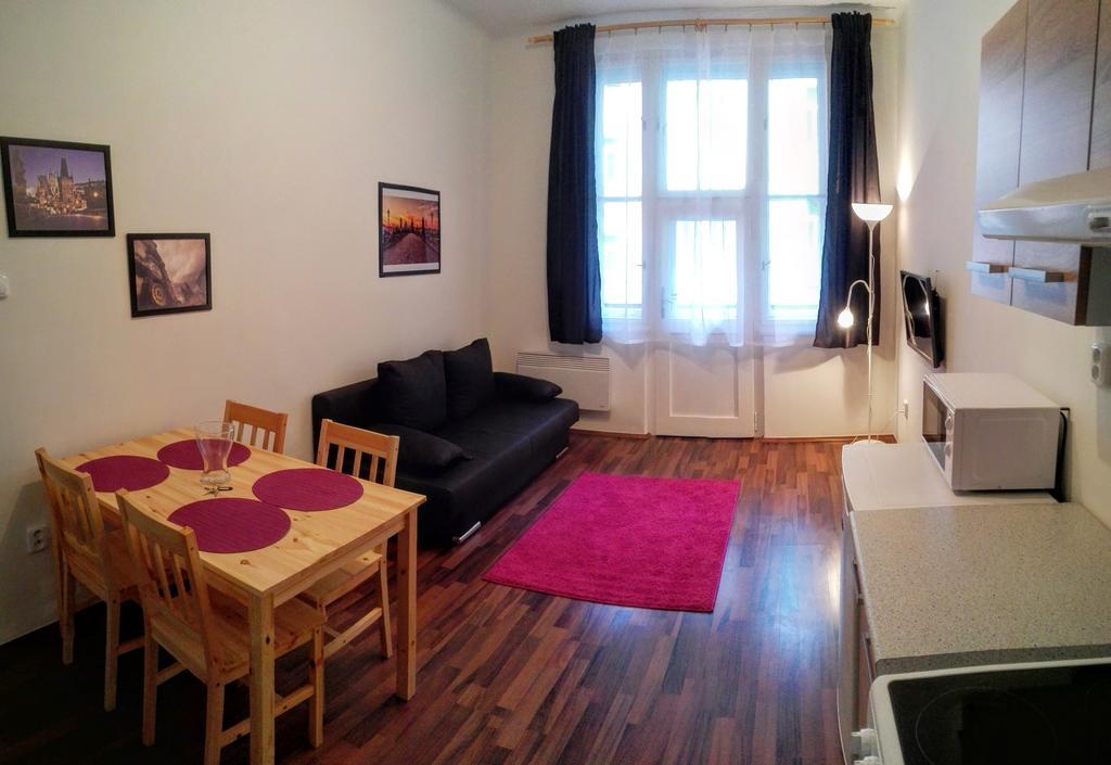 Jezerka Apartments Πράγα Εξωτερικό φωτογραφία