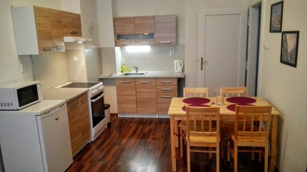 Jezerka Apartments Πράγα Εξωτερικό φωτογραφία