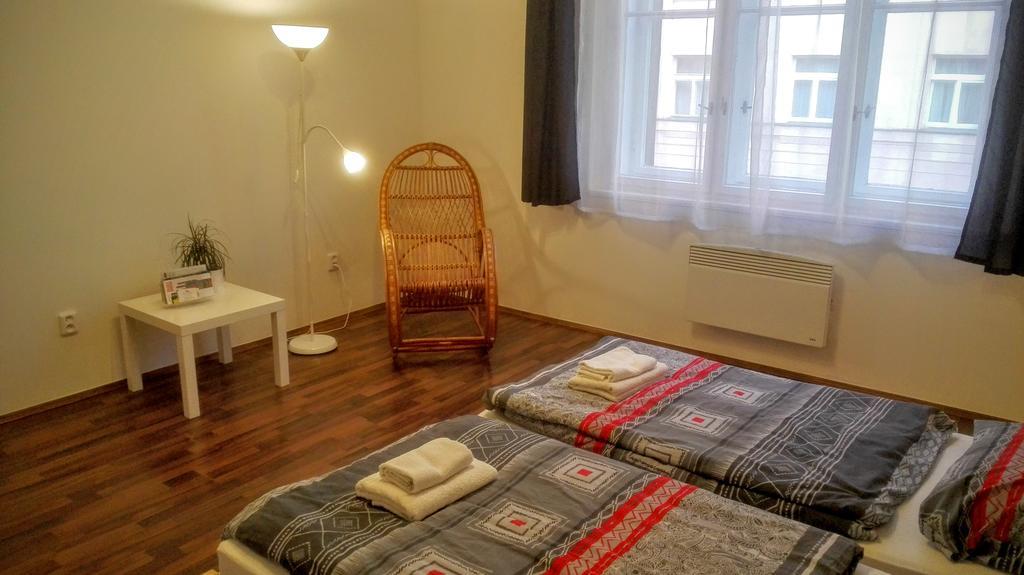 Jezerka Apartments Πράγα Εξωτερικό φωτογραφία