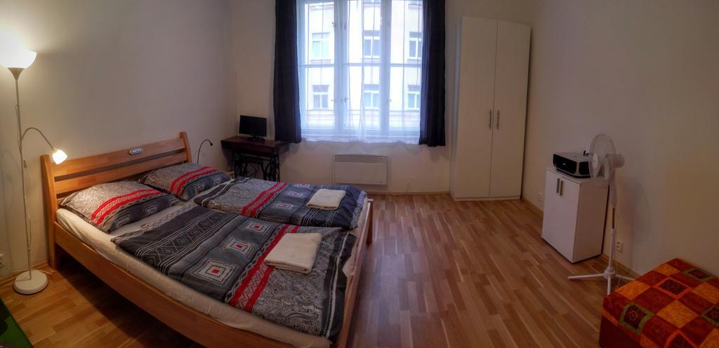 Jezerka Apartments Πράγα Εξωτερικό φωτογραφία