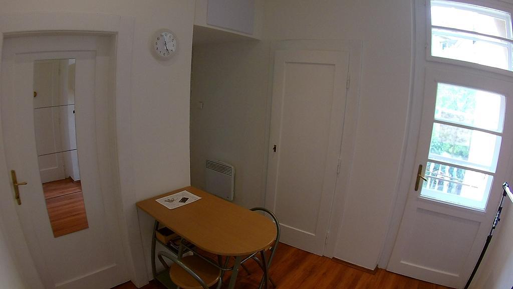 Jezerka Apartments Πράγα Εξωτερικό φωτογραφία