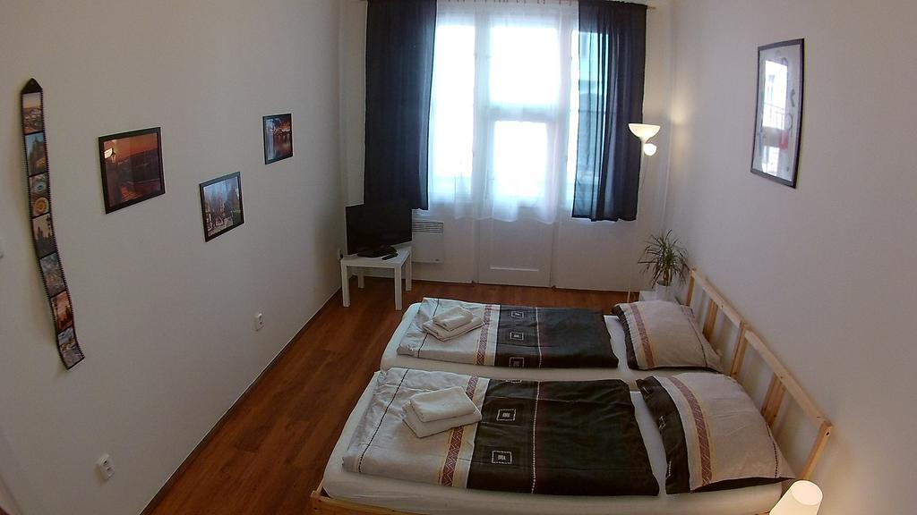 Jezerka Apartments Πράγα Εξωτερικό φωτογραφία