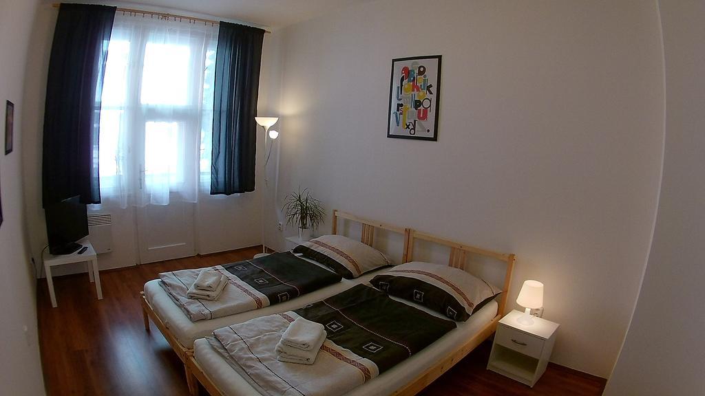 Jezerka Apartments Πράγα Εξωτερικό φωτογραφία