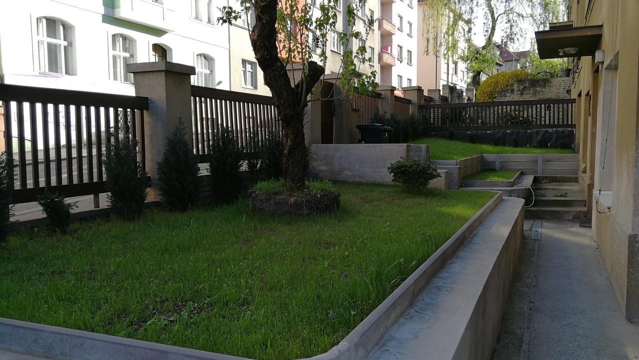 Jezerka Apartments Πράγα Εξωτερικό φωτογραφία